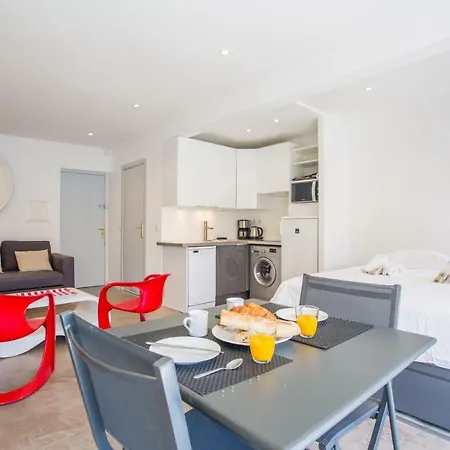 Large Studio A C Central Congress Beaches By Weekome