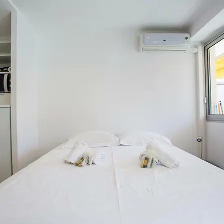 Large Studio A C Central Congress Beaches By Weekome Apartamento Cannes